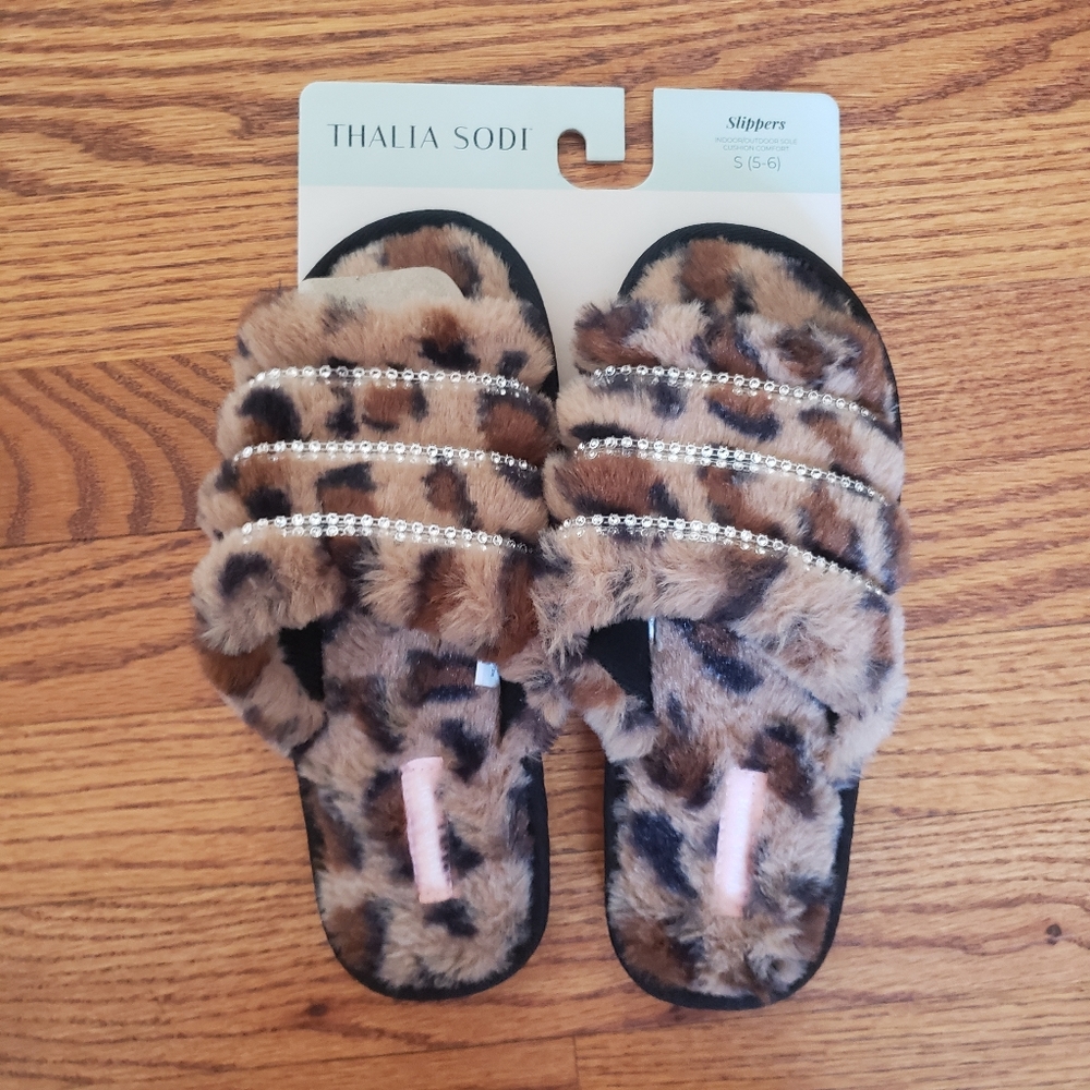 NWT Thalia Sodi Faux Fur Animal Print Slippers
